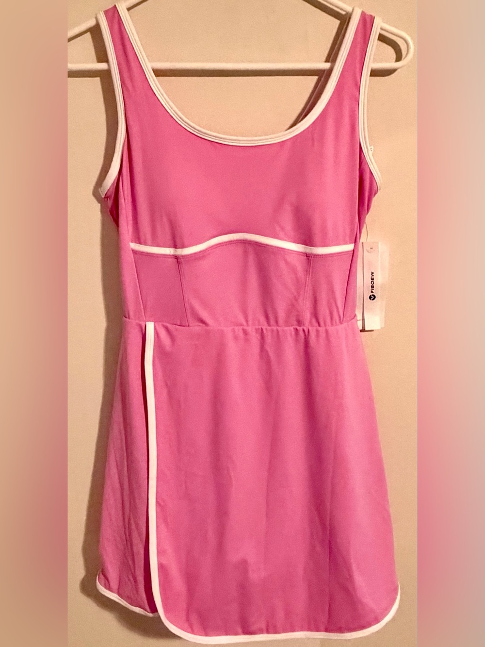 NWT Women’s Sz M Fiseow Amazon Premium Casual Pink Mini Dress/Romper Activewear